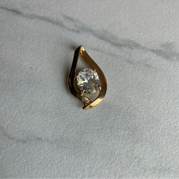 Vintage UTC 925 Sterling Silver CZ Pendant Oval Tear Drop Cubic Zirconia Sparkly - Picture 2 of 11